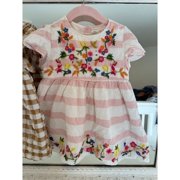 Zara Toddler Girl’s Size 2/3 Bundle of 2 Dresses Gingham Floral Embroidered - Picture 2 of 6